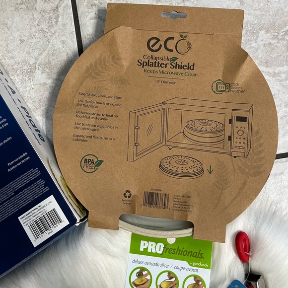 NWT Kitchen Collection - Picture 4 of 4